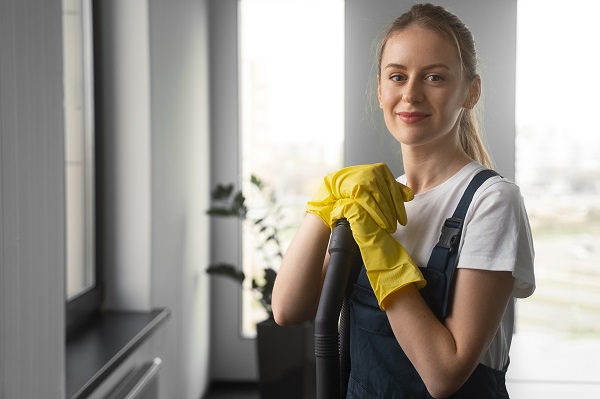 Professionista delle pulizie.