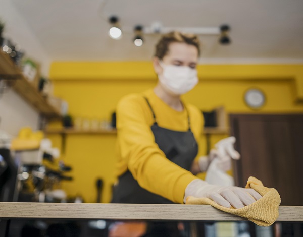 Come mantenere puliti gli spazi commerciali: consigli per imprenditori