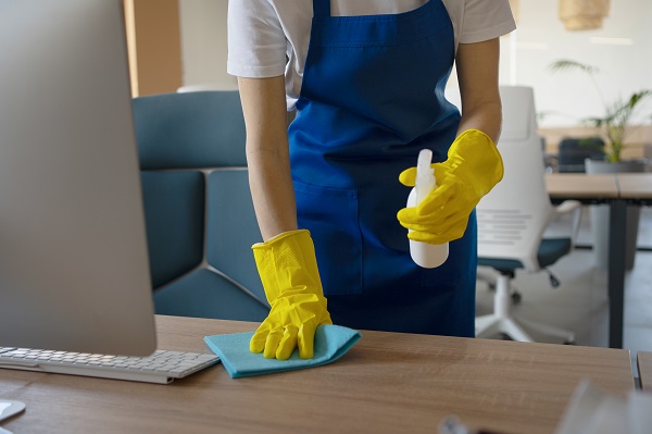 Come la pulizia professionale migliora l’ambiente di lavoro
